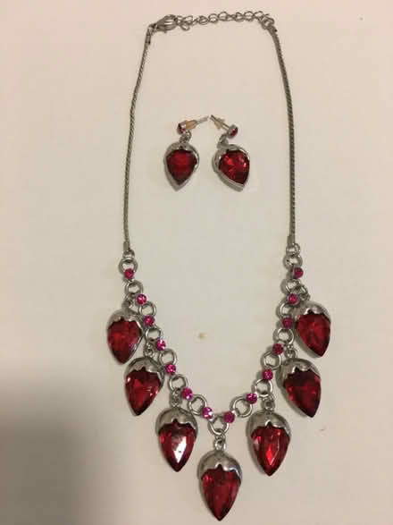 Photo of free Ladies sparkly Jewellery set (Liverpool L6) #4