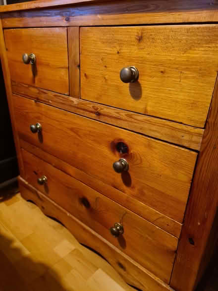 Photo of free Chest of drawers. (Walton-on-Thames KT12) #1