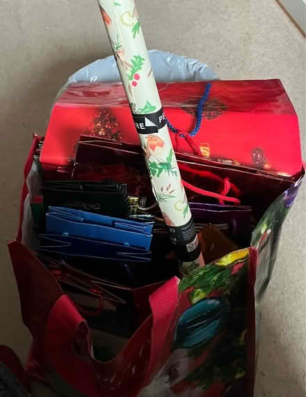 Photo of free Christmas gift bags & wrap (Bradville MK13) #1