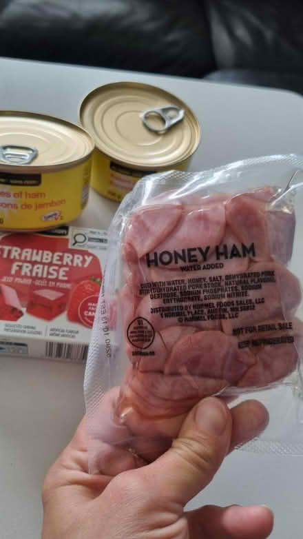 Photo of free Flakes of ham,honey ham,no expired (Markham) #1
