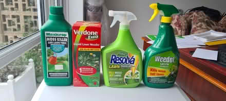 Photo of free Weed and moss killer for lawns (Beckenham BR3) #1