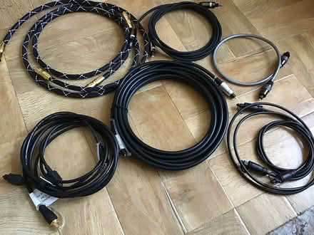 Photo of free Various cables (Hamsey Green CR6) #2