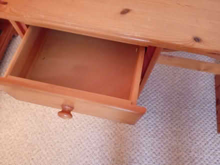 Photo of free Pine desk... Used but in good condition (Bengeo SG14) #2