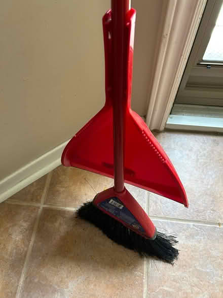 Photo of few items for new place (L5L 5P5) #4