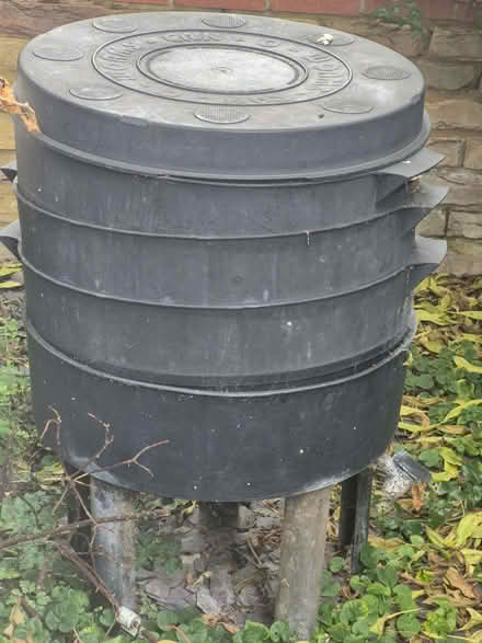 Photo of free Worm composting bin (West Hampstead NW6) #1