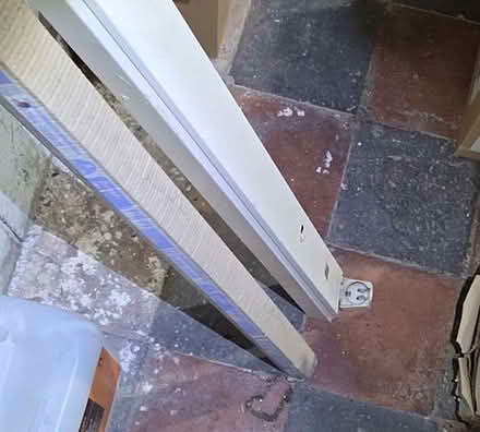 Photo of free 5ft fluorescent light fitting + tube (Heaton Norris SK4) #2