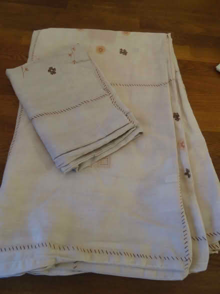 Photo of free 2 x Single Duvet sets (Seaham SR7) #2