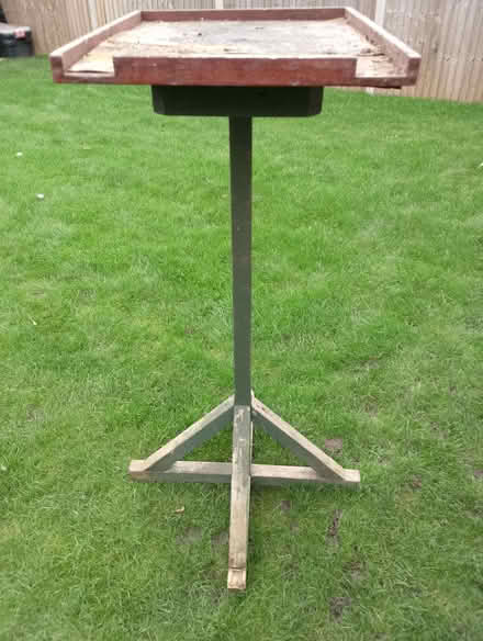 Photo of free bird table (Tolworth KT5) #1