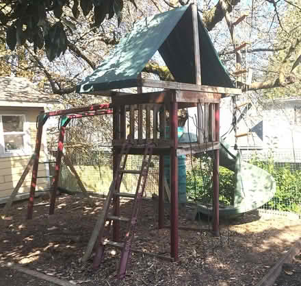 Photo of free Swing Set Pcs. (SEA-Capitol Hill) (Seattle (Capitol Hill)) #2