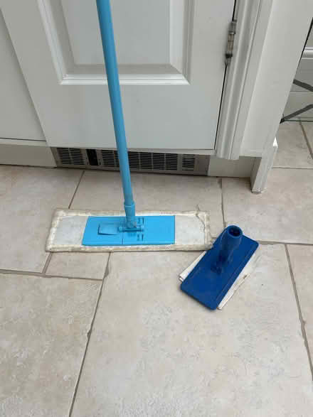 Photo of free Unused floor duster/mop (South Woodchester GL5) #1