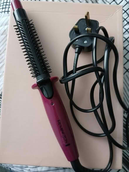 Photo of free Remington steam hair styler (Wallisdown BH12) #1