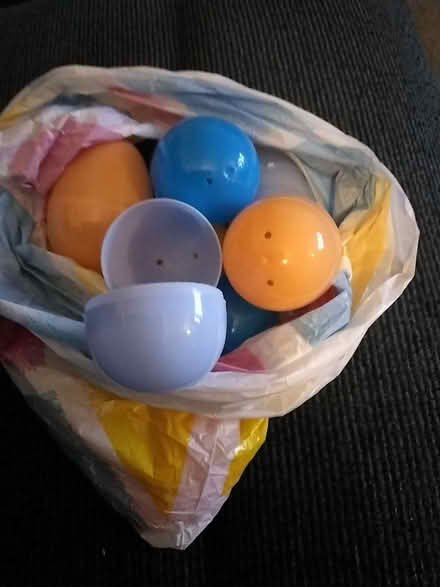 Photo of free Plastic eggs (Cherwell Heights OX16) #1