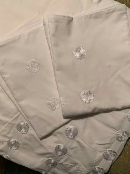 Photo of free Double duvet cover and 2x pillow cases (City Centre NR3) #1