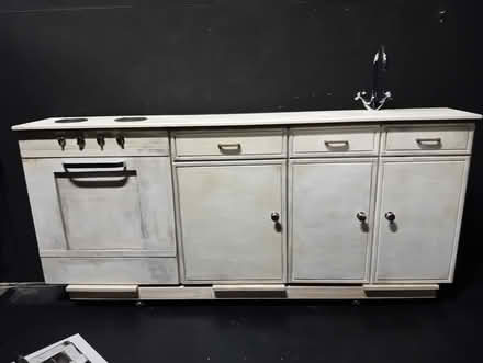 Photo of free Kitchen set piece (155 Talgarth Road w14 9da) #1