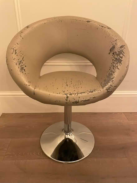 Photo of free Swivel crescent shaped dining chairs with chrome bases (Putney SW15) #4