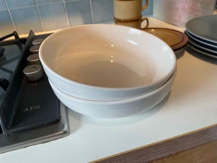 Photo of free Collection of great crockery (Teddington TW11) #4