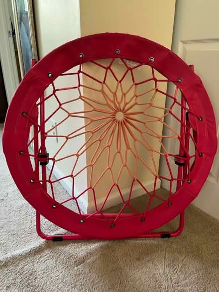 Photo of free Foldable Pink Bungee Chair (Jenney's Run neighborhood) #2