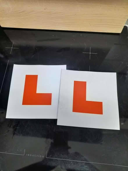 Photo of free Pair of magnetic 'L' plates (Wigmore HR6) #1