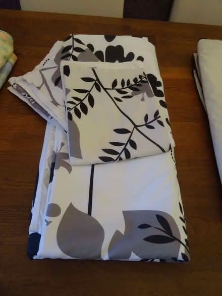 Photo of free Double Duvet Set (Seaham SR7) #1