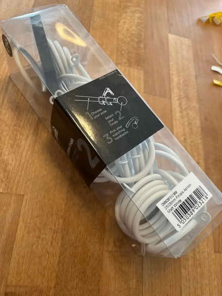 Photo of free Matt white curtain pole rings (Woodley RG6) #1