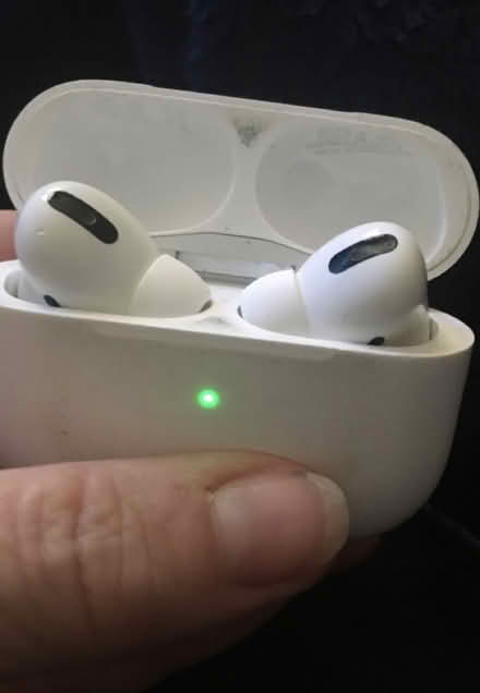 Photo of free AirPods (Shooters Hill SE18) #1