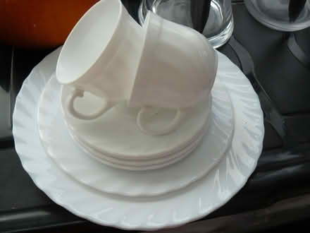 Photo of free Vintage Arcopal milk glass swirl design plates/cups/saucers (Kempsey WR5) #1