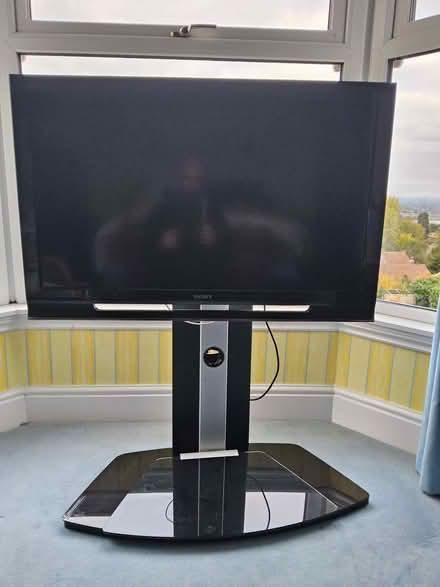 Photo of free TV and stand (Malvern WR14) #1