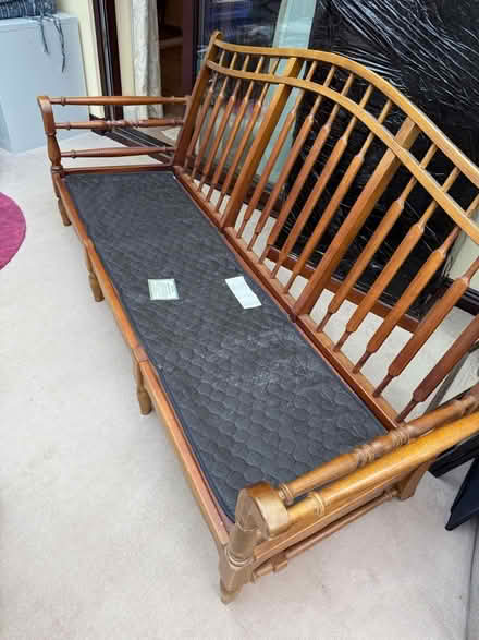 Photo of free American spindle back settee (Ceri SY16) #2