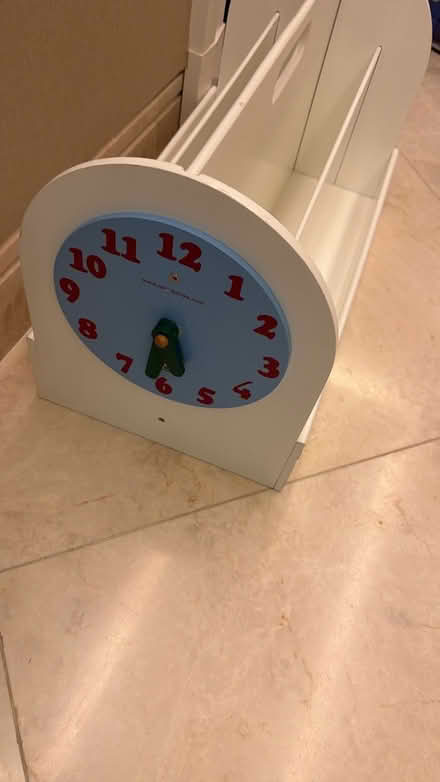Photo of free Book case (SW11) #1