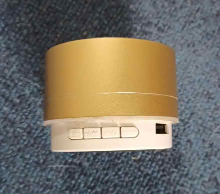 Photo of free Bluetooth Speaker and lead (Primrose LA1) #2