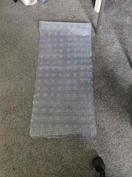 Photo of free Bath anti slip (Sheffield s6) #1