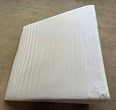 Photo of free Wedge Support Pillow (Cupertino - DeAnza and 280) #2