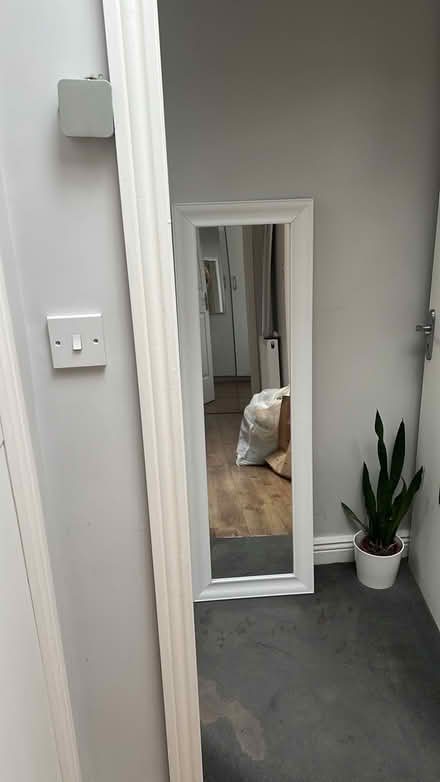 Photo of free 2 single beds + mattress + mirror (D6wTD37) #3