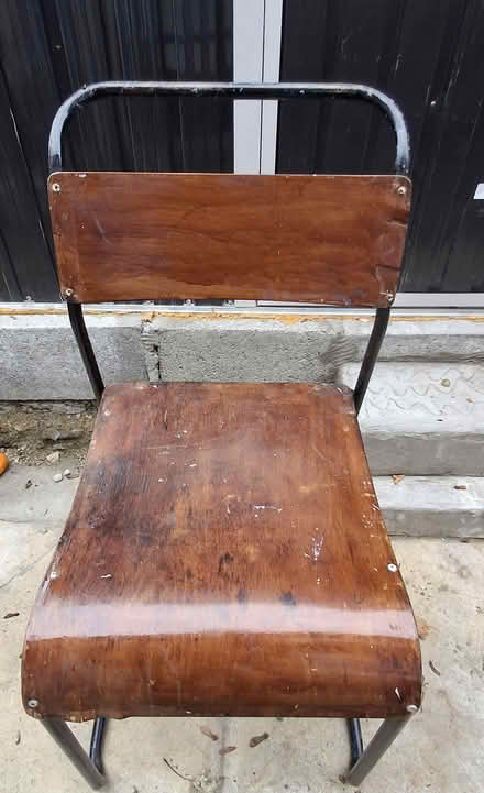 Photo of free Old school chair (Darnell S9) #1