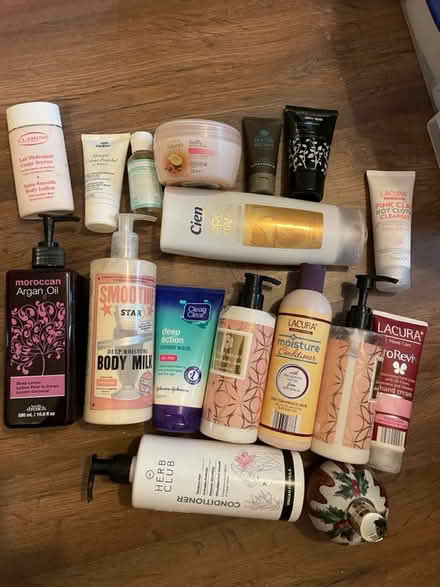 Photo of free Lightly used cosmetics (Old Coulsdon) #1