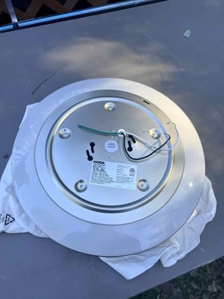 Photo of free Light fixture (Belford) #1