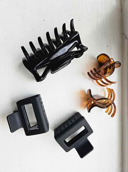Photo of free Clutchers (Springfield Street EH6) #1