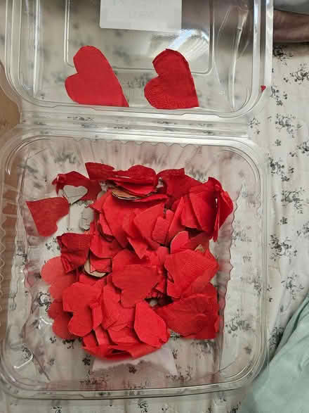 Photo of free Red hearts (Springfield Street EH6) #2