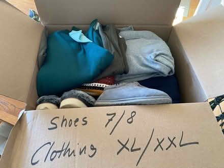 Photo of free women‘s clothing and shoes (Edgewood) #1