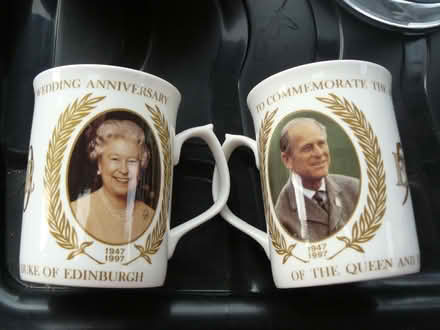 Photo of free 2 x china mugs Queen Elizabeth & Philip golden wedding (Kempsey WR5) #1