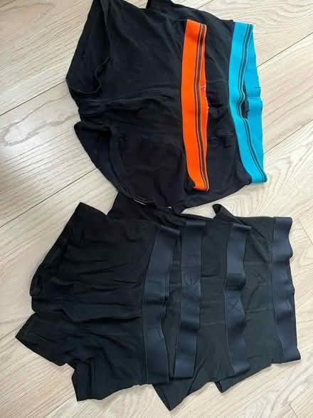 Photo of Mens pants size small for older child (Ware SG12) #1