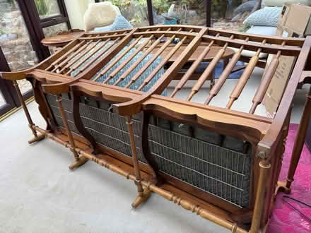 Photo of free American spindle back settee (Ceri SY16) #3