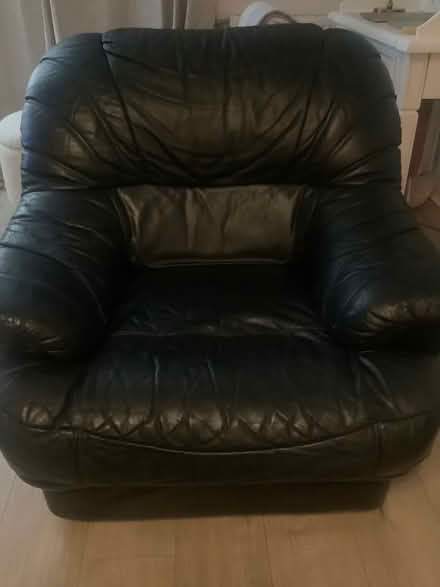 Photo of free Italian Leather Sofa And Two Chairs (Paisley PA3) #2