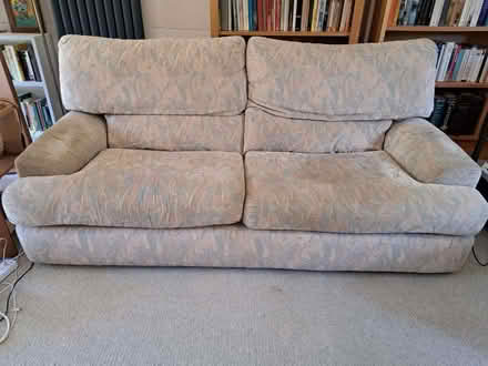 Photo of free Comfy sofa in good condition. (South Reading RG2) #2