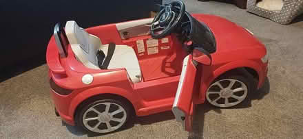 Photo of free Child's electric car (Liverpool L8 7NZ) #1