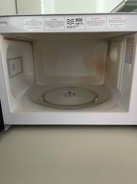 Photo of free Microwave (Millwall E14) #2