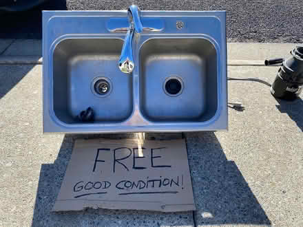 Photo of free Sink, disposer, water filter...more (Meadow Dr., Leavenworth) #1