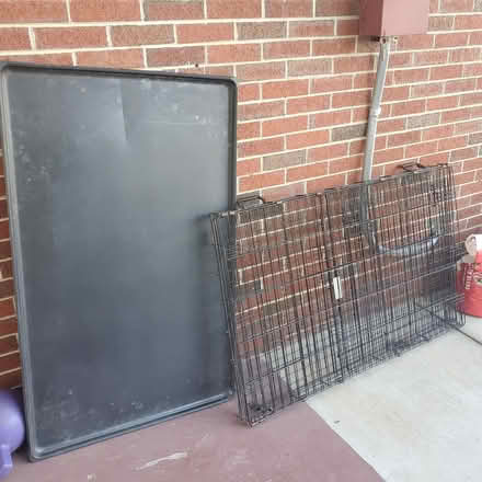 Photo of free Lg Dog Crate, Nutrish Food, & Toy (Yellow Springs Road) #2