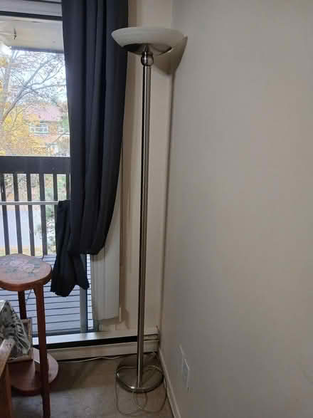 Photo of free Tall floor lamp (Meadowvale and 401 area) #1