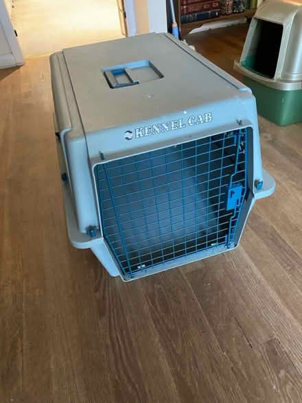 Photo of free Pet Carrier (Green Brook, south of Rt 22) #1